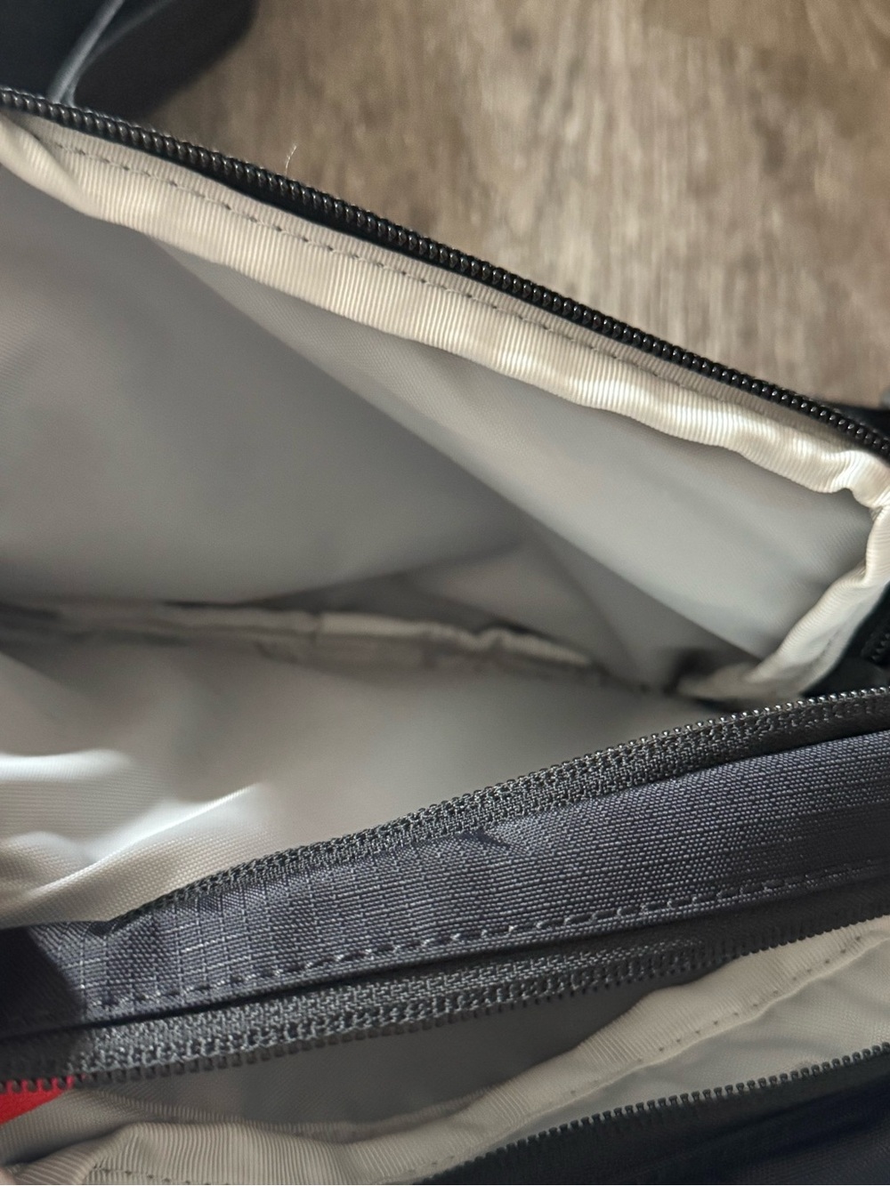 Moment 2L Minimalist Camera Sling Bag - Picture 6 of 11